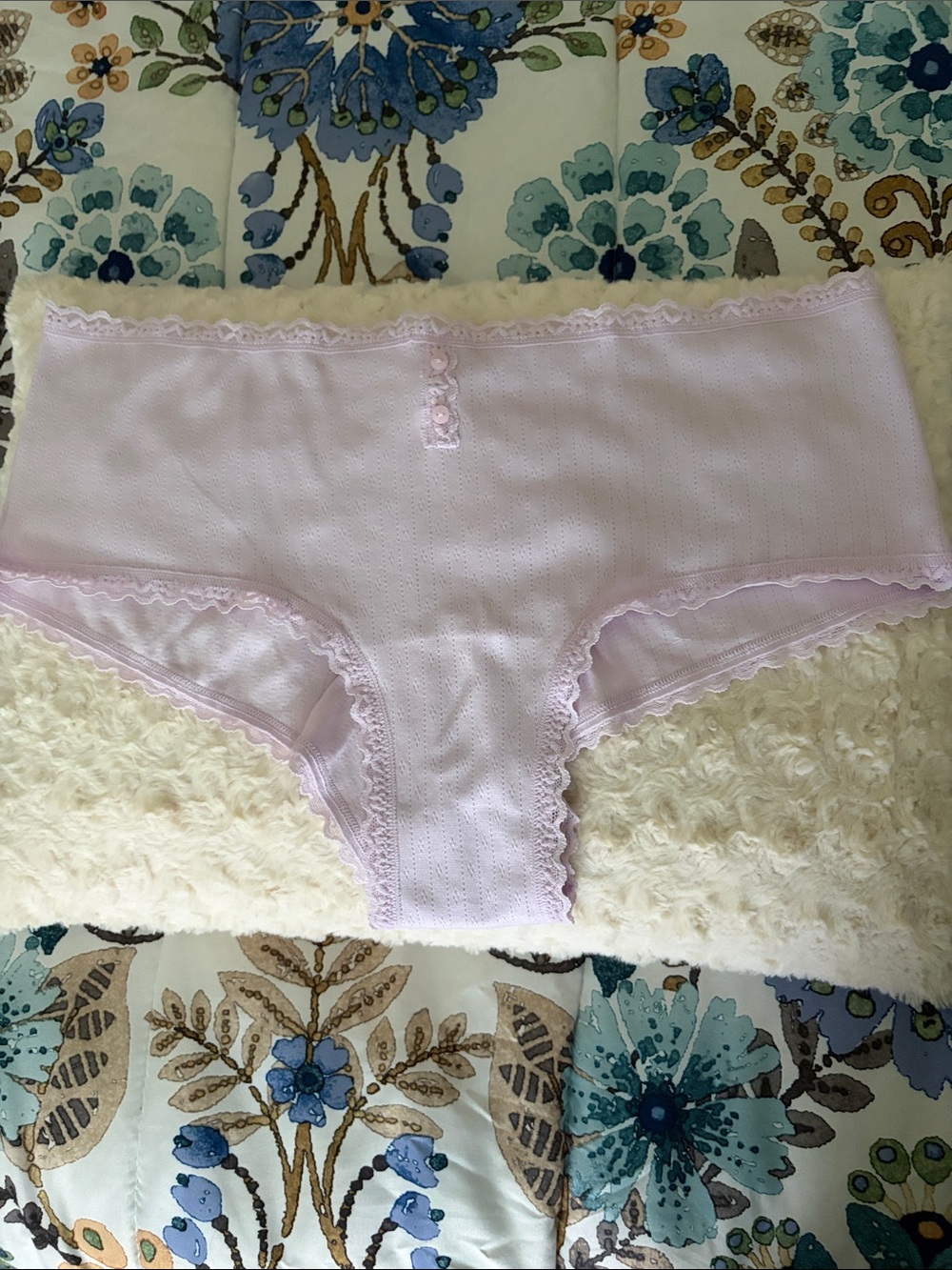 Victoria’s Secret Women's Light Lavender Lace-Trim Cotton cheeky Briefs XL